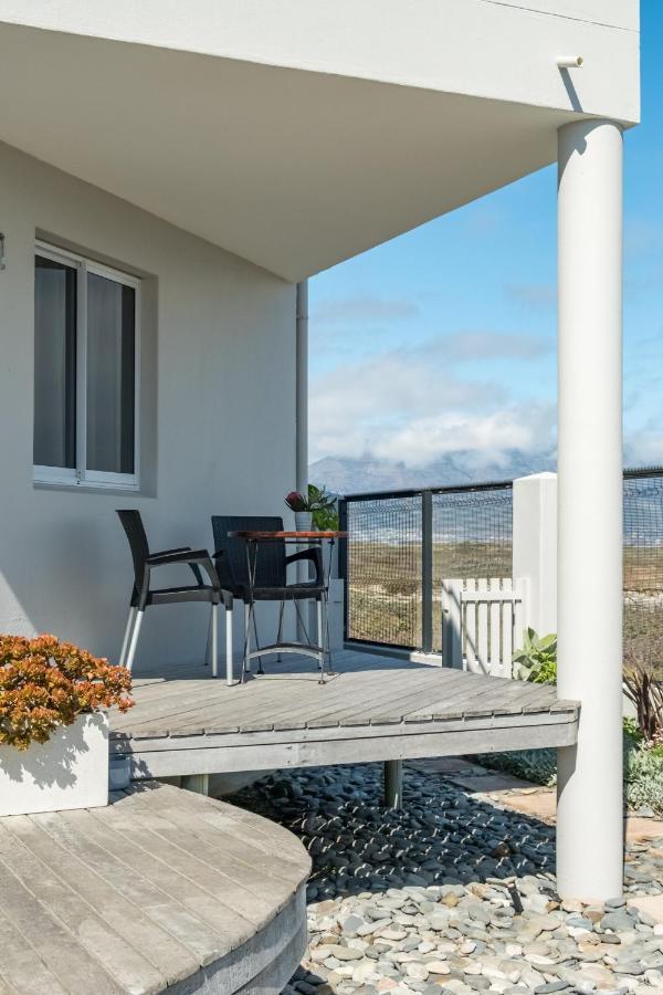 Ocean12 Guesthouse Sunset Beach Cape Town Luaran gambar