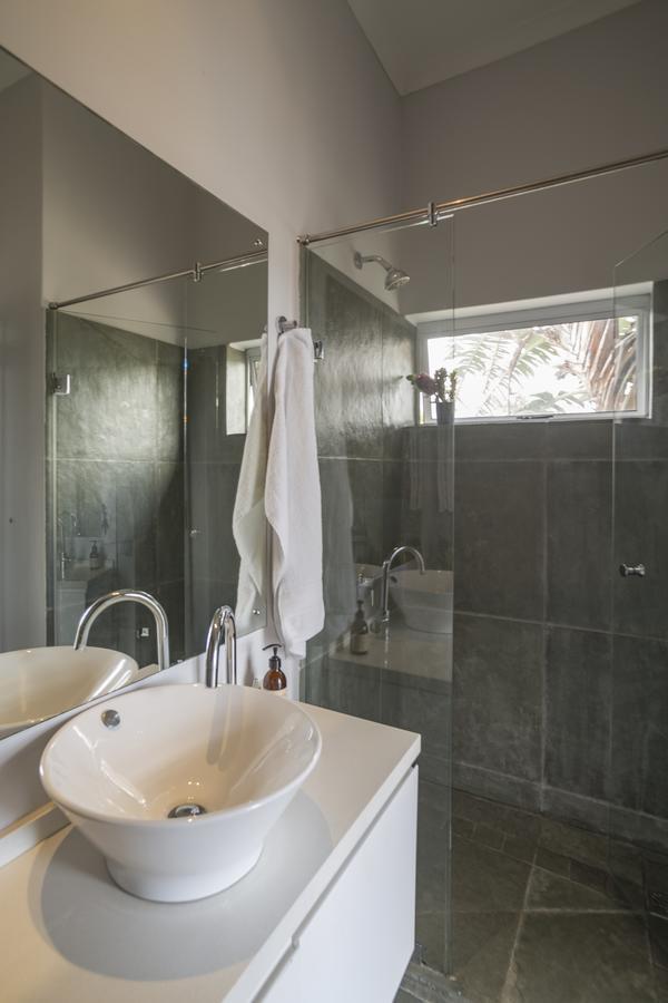 Ocean12 Guesthouse Sunset Beach Cape Town Luaran gambar